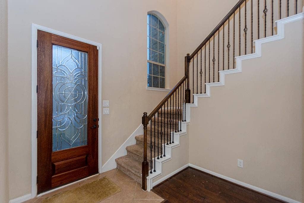 9158 Sunlight Oak Lane, Houston, TX 77070 9158 Sunlight Oak Lane, Houston, TX 77070