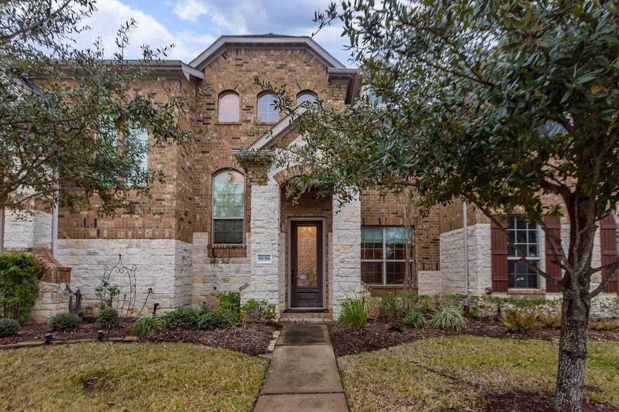 Property photo for 9158 Sunlight Oak Lane, Houston, TX