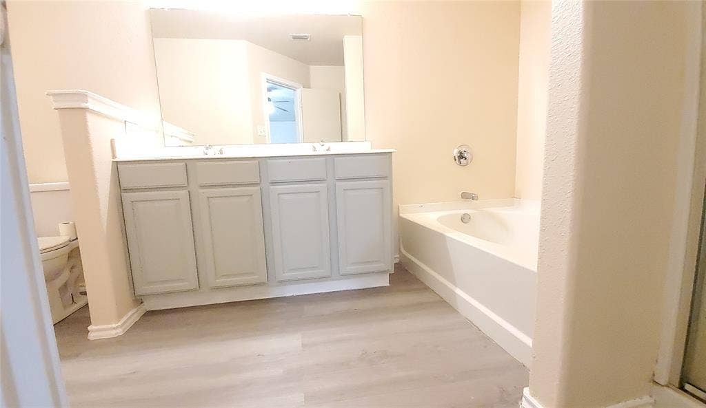 1118 Bradford Drive, Glenn Heights, TX 75154 1118 Bradford Drive, Glenn Heights, TX 75154