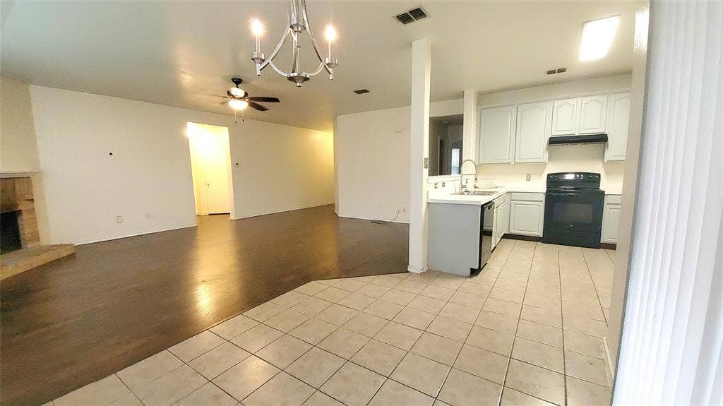 1118 Bradford Drive, Glenn Heights, TX 75154 1118 Bradford Drive, Glenn Heights, TX 75154