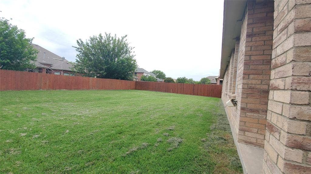 1118 Bradford Drive, Glenn Heights, TX 75154 1118 Bradford Drive, Glenn Heights, TX 75154