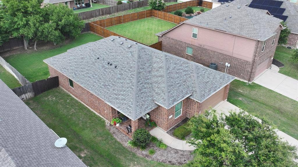 5135 Crystal Lake Avenue, Krum, TX 76249 5135 Crystal Lake Avenue, Krum, TX 76249