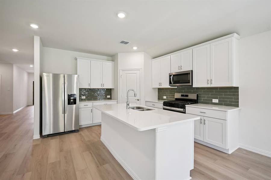 Property photo for 1934 Furlong Drive, Seagoville, TX