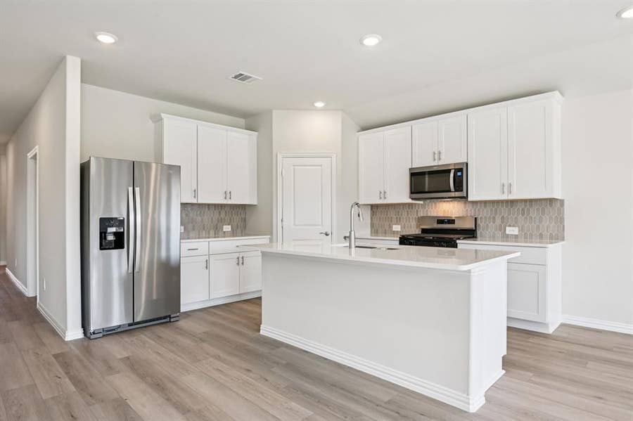 Property photo for 1930 Furlong Drive, Seagoville, TX