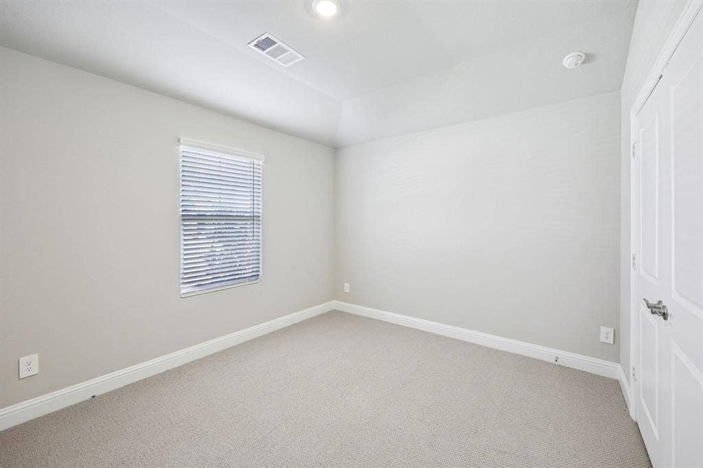 4020 Palestine Drive, Farmersville, TX 75442 Photo is not of the actual home, but is an inspirational photo of builder’s model home and may depict options, furnishings, and/or decorator features that are not included.