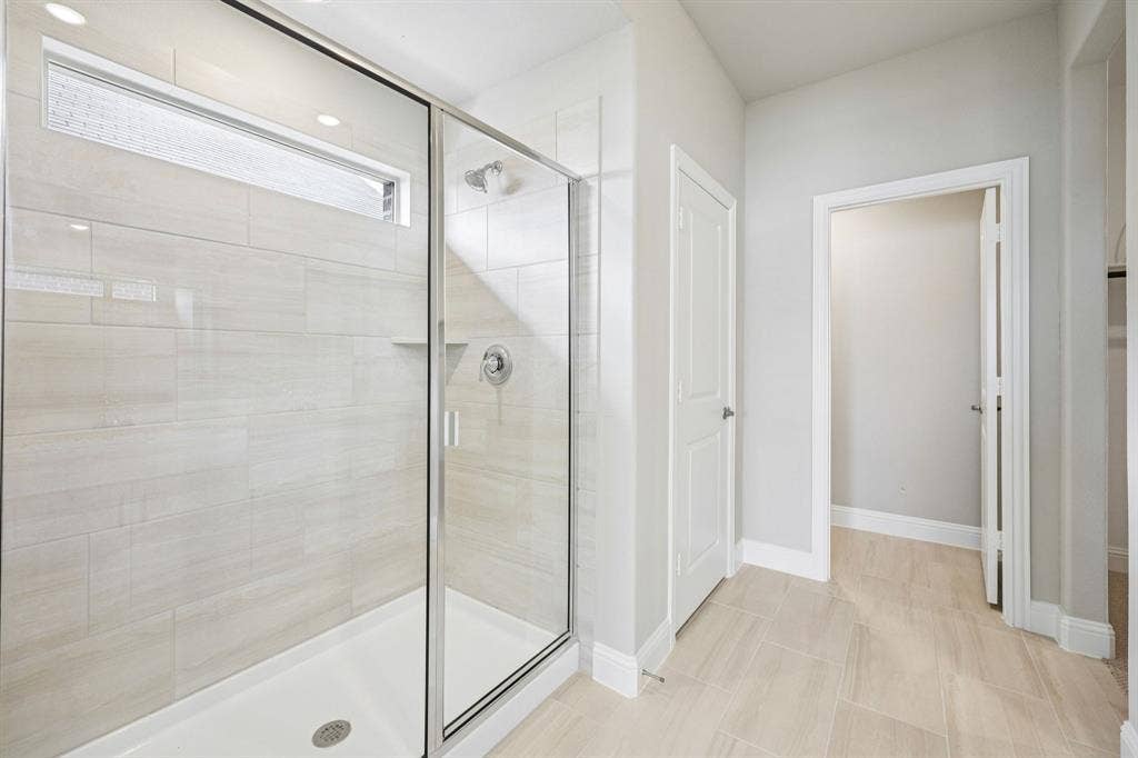 4020 Palestine Drive, Farmersville, TX 75442 Photo is not of the actual home, but is an inspirational photo of builder’s model home and may depict options, furnishings, and/or decorator features that are not included.