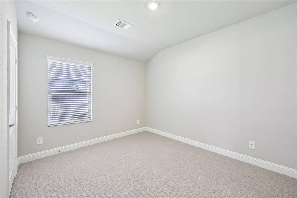 4020 Palestine Drive, Farmersville, TX 75442 Photo is not of the actual home, but is an inspirational photo of builder’s model home and may depict options, furnishings, and/or decorator features that are not included.
