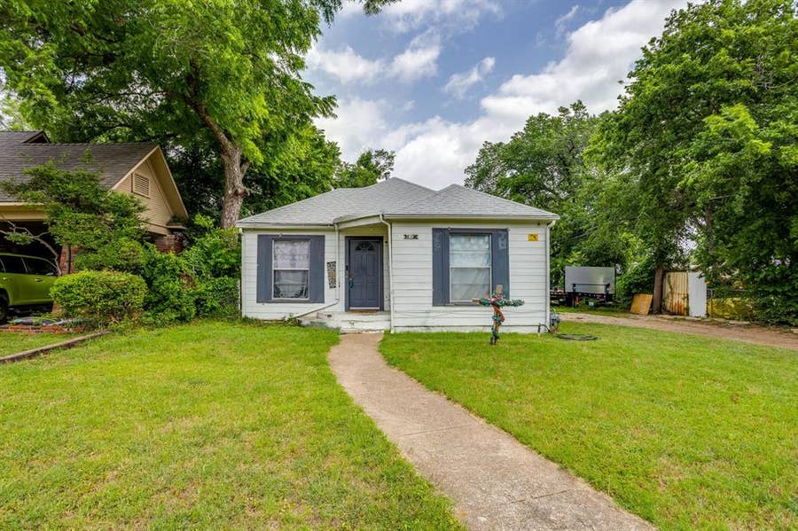 Property photo for 2529 Primrose Avenue, Fort Worth, TX