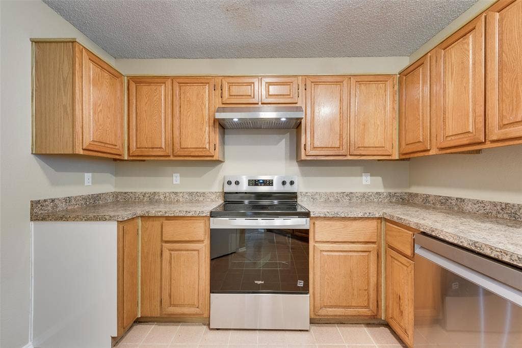 907 Sharp Drive, Cedar Hill, TX 75104 907 Sharp Drive, Cedar Hill, TX 75104