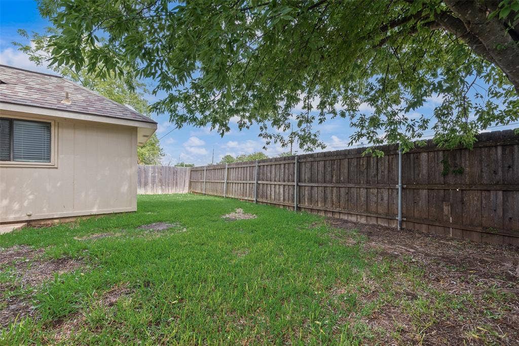 907 Sharp Drive, Cedar Hill, TX 75104 907 Sharp Drive, Cedar Hill, TX 75104