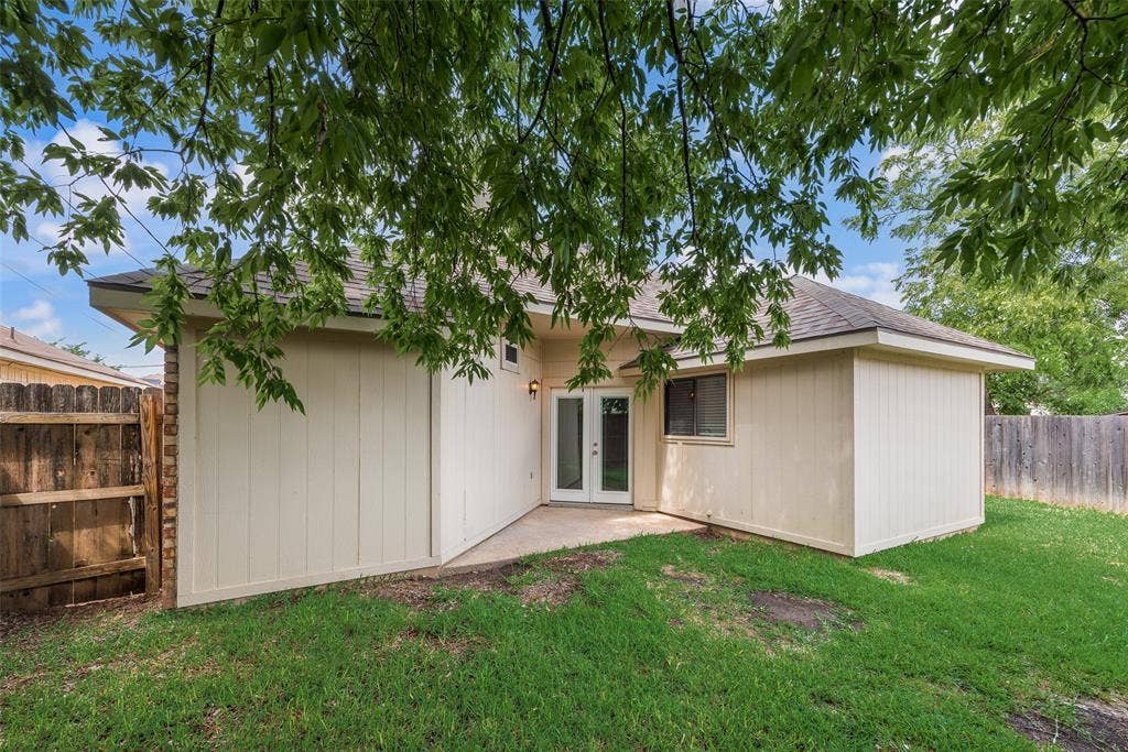 907 Sharp Drive, Cedar Hill, TX 75104 907 Sharp Drive, Cedar Hill, TX 75104