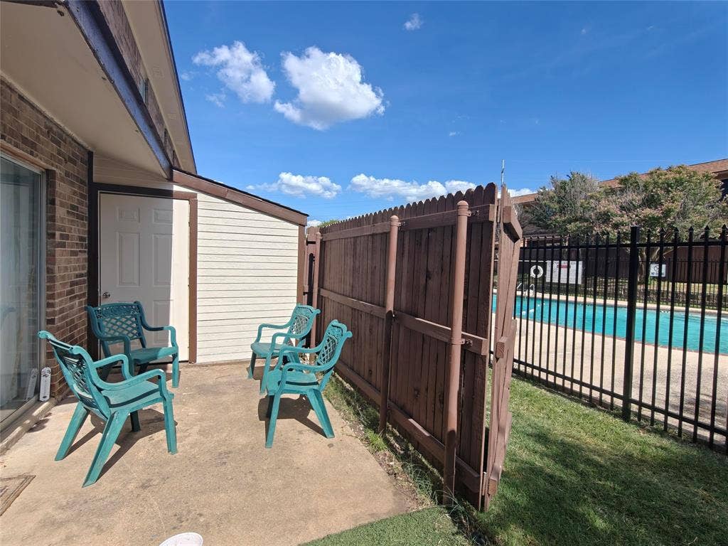 923 Vedral Place, Cedar Hill, TX 75104