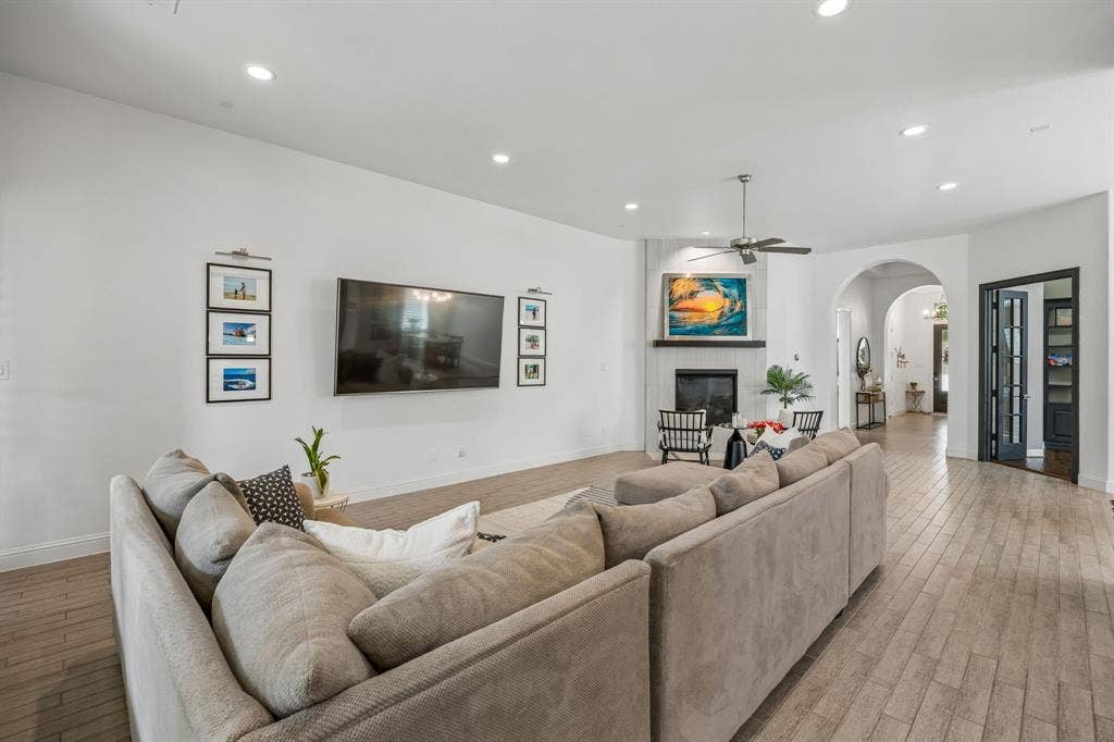 4671 Crossvine Drive, Prosper, TX 75078 4671 Crossvine Drive, Prosper, TX 75078