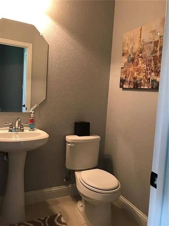 1616 Signature Drive, Weatherford, TX 76087 1616 Signature Drive, Weatherford, TX 76087