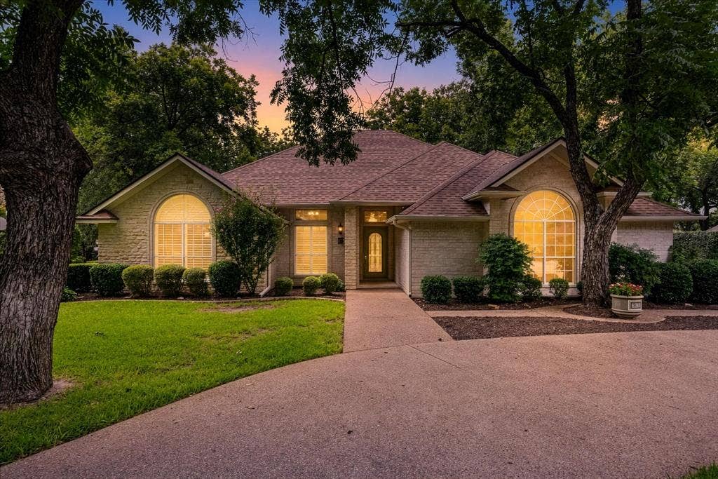 8709 S Monticello Circle, Granbury, TX 76049 Mature landscaping & lovely shade trees