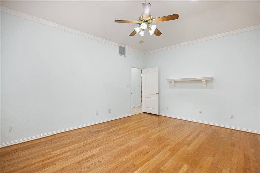 8709 S Monticello Circle, Granbury, TX 76049 8709 S Monticello Circle, Granbury, TX 76049