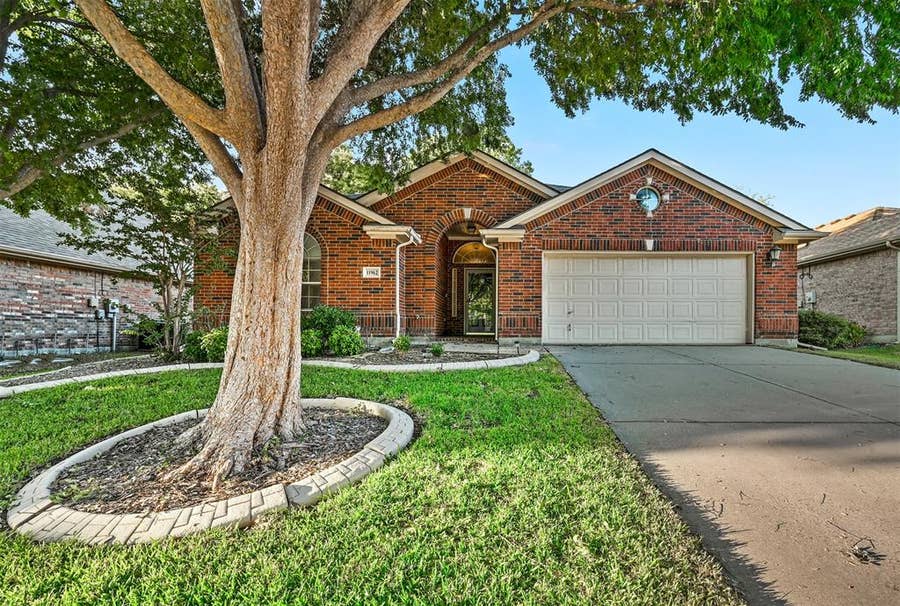 Property photo for 11962 Henderson Drive, Frisco, TX