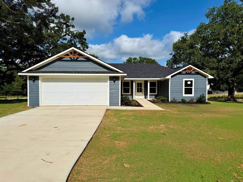 17555 CR 4108, Lindale, TX 75771 17555 CR 4108, Lindale, TX 75771
