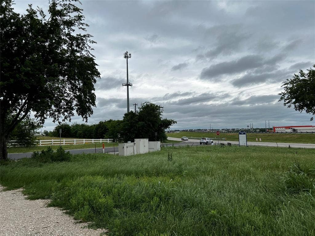 13501 Bates Aston Road, Haslet, TX 76052