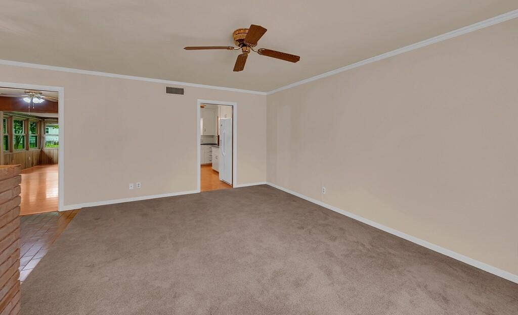 1112 N 63rd Street, Waco, TX 76710 Formal Living Room