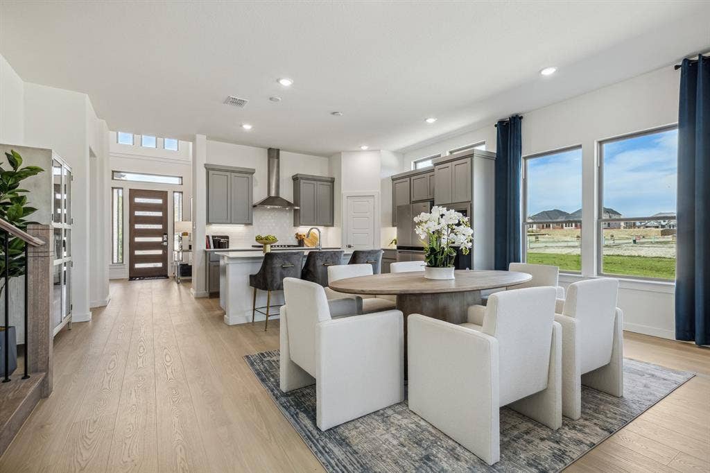 4605 Starlight Drive, McKinney, TX 75071 Dining Room in the Van Gogh II home plan by Trophy Signature Homes – REPRESENTATIVE PHOTO