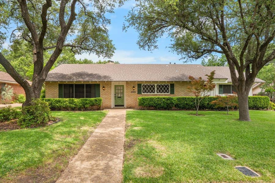 Property photo for 4907 Lake Englewood Drive, Waco, TX