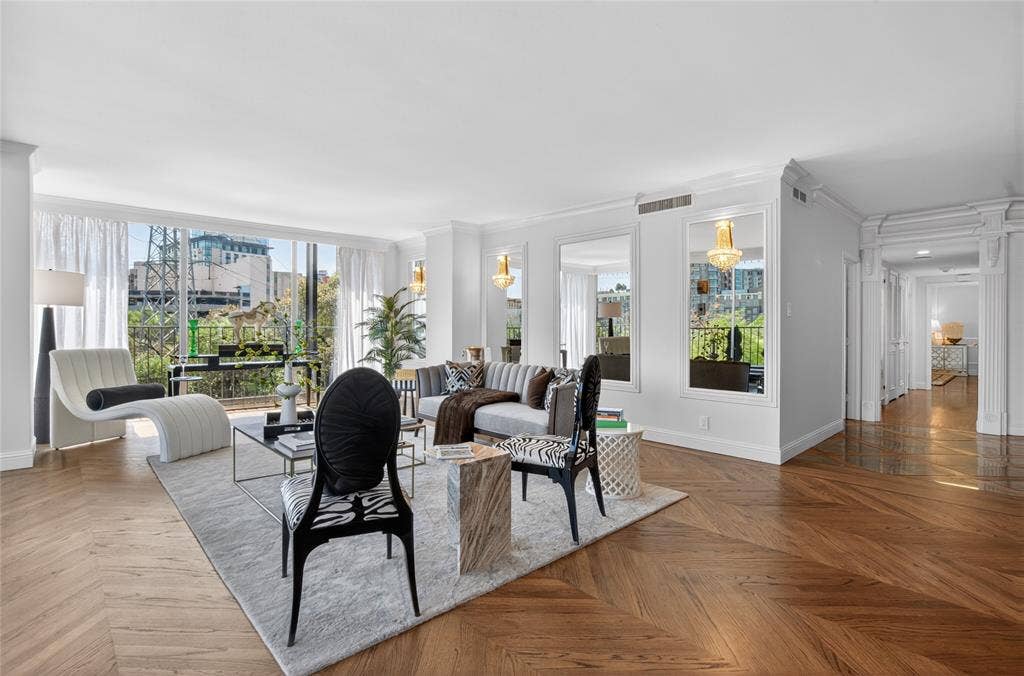 3310 Fairmount Street, #7D, Dallas, TX 75201 3310 Fairmount Street, #7D, Dallas, TX 75201