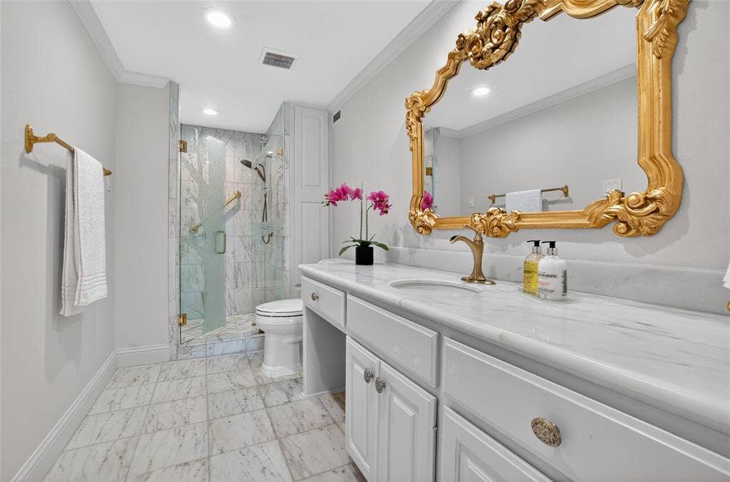 3310 Fairmount Street, #7D, Dallas, TX 75201 3310 Fairmount Street, #7D, Dallas, TX 75201