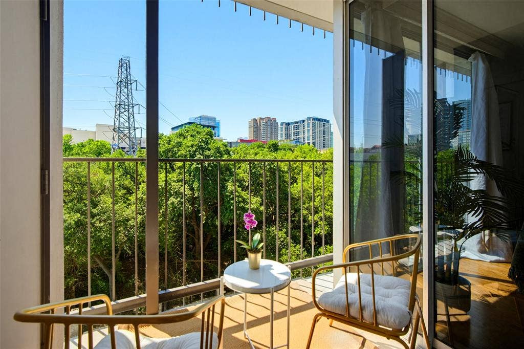 3310 Fairmount Street, #7D, Dallas, TX 75201 3310 Fairmount Street, #7D, Dallas, TX 75201