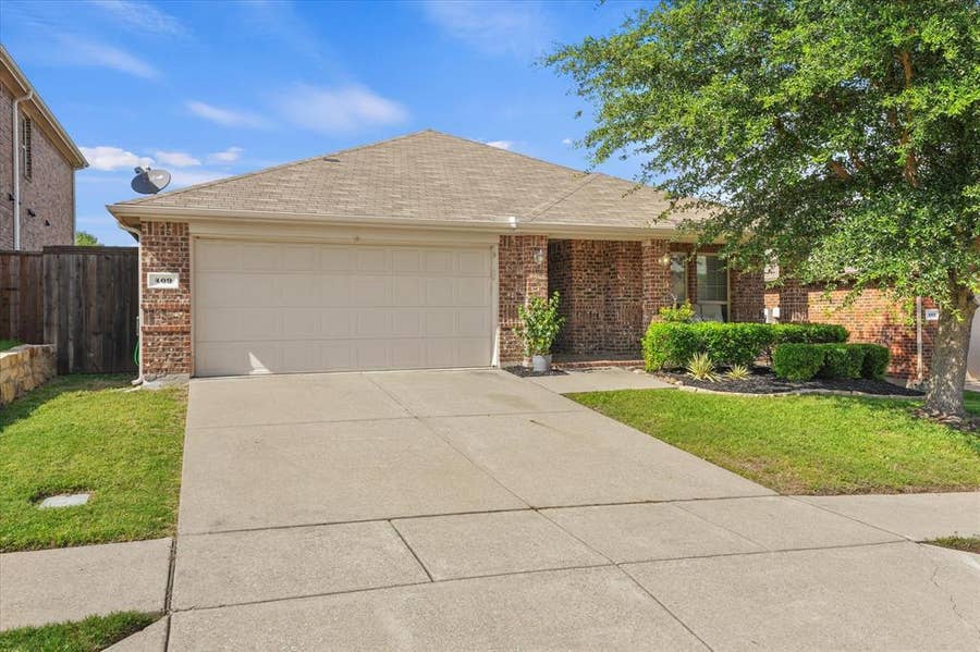Property photo for 409 Harding Lane, Lavon, TX