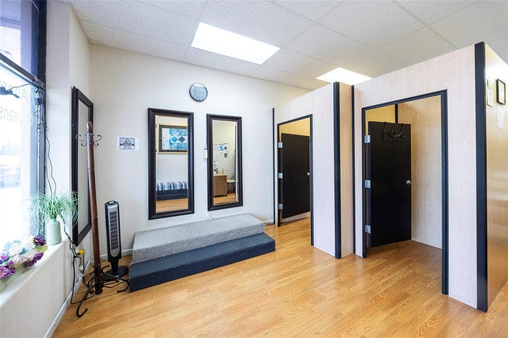 9986 Grapevine Highway, Hurst, TX 76054 9986 Grapevine Highway, Hurst, TX 76054
