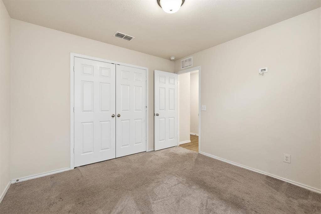 16036 Crews Avenue, Haslet, TX 76052