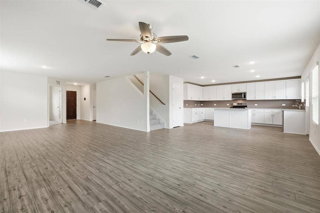 16036 Crews Avenue, Haslet, TX 76052