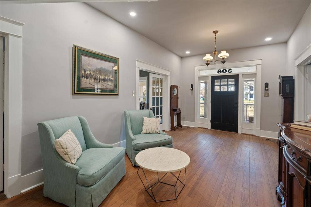 508 N Virginia Street, Terrell, TX 75160 508 N Virginia Street, Terrell, TX 75160