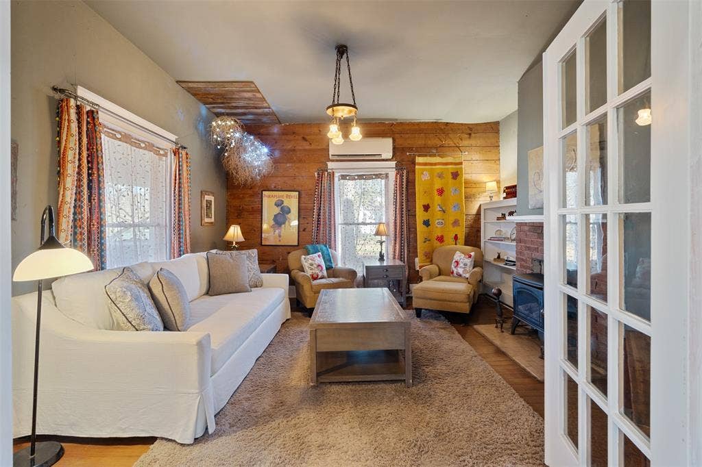 508 N Virginia Street, Terrell, TX 75160 508 N Virginia Street, Terrell, TX 75160
