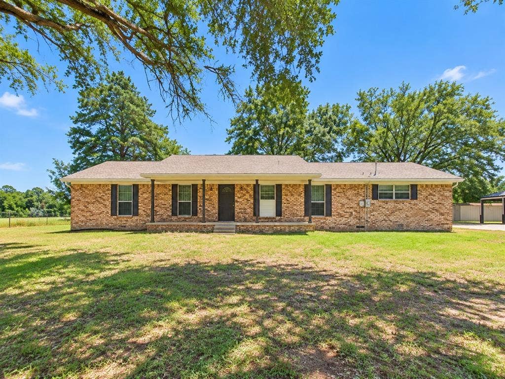 8677 State Highway 19 S, Athens, TX 75751 8677 State Highway 19 S, Athens, TX 75751