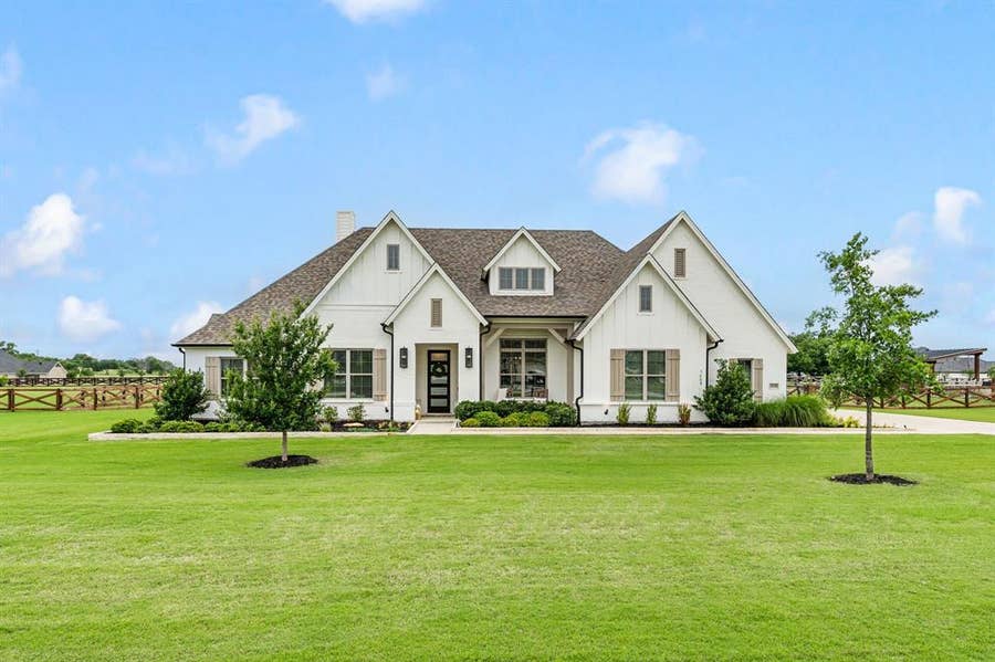 Property photo for 3608 Stardust Lane, Northlake, TX