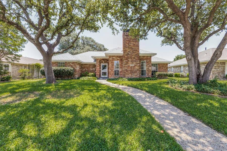 Property photo for 1500 Stonecrest Drive, Richardson, TX