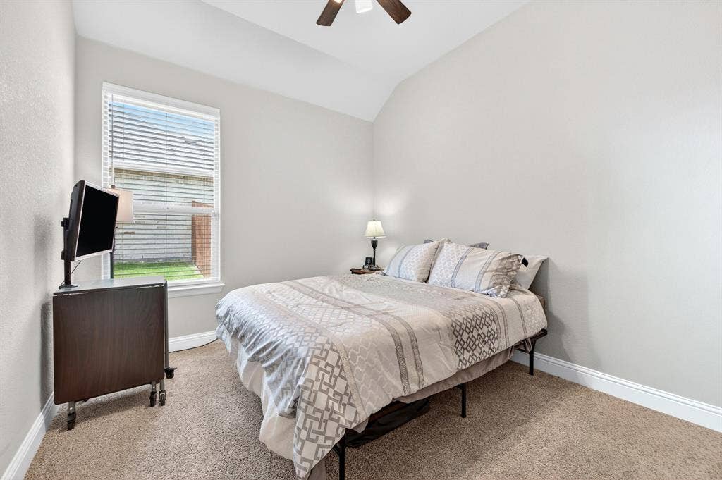 829 Poppie Lane, Midlothian, TX 76065 829 Poppie Lane, Midlothian, TX 76065