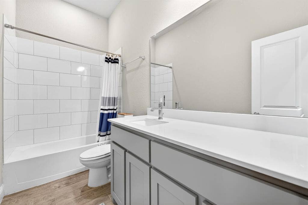 829 Poppie Lane, Midlothian, TX 76065 829 Poppie Lane, Midlothian, TX 76065