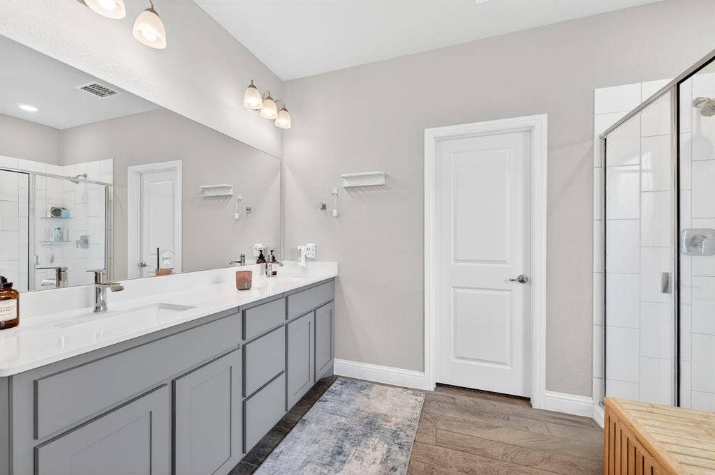 829 Poppie Lane, Midlothian, TX 76065 829 Poppie Lane, Midlothian, TX 76065
