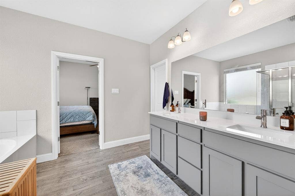 829 Poppie Lane, Midlothian, TX 76065 829 Poppie Lane, Midlothian, TX 76065