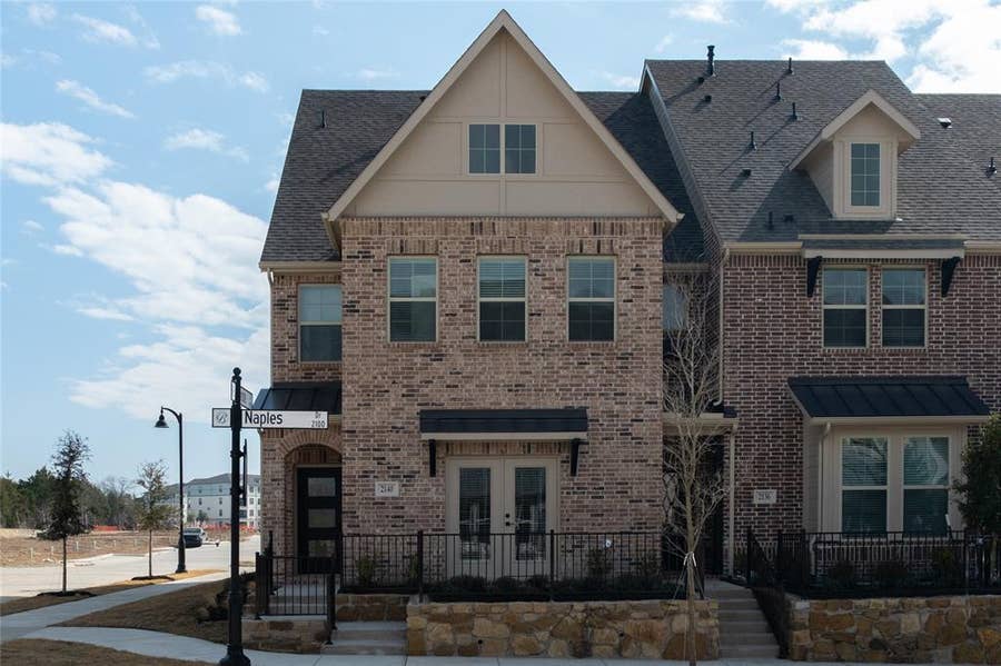 Property photo for 2140 Naples Drive, Rowlett, TX