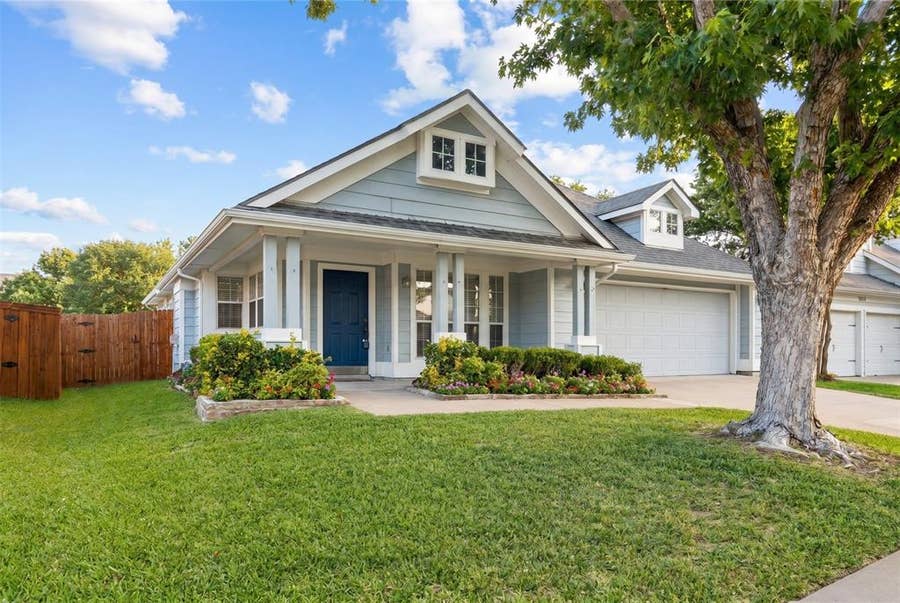 Property photo for 9844 Meadow Rue Drive, McKinney, TX