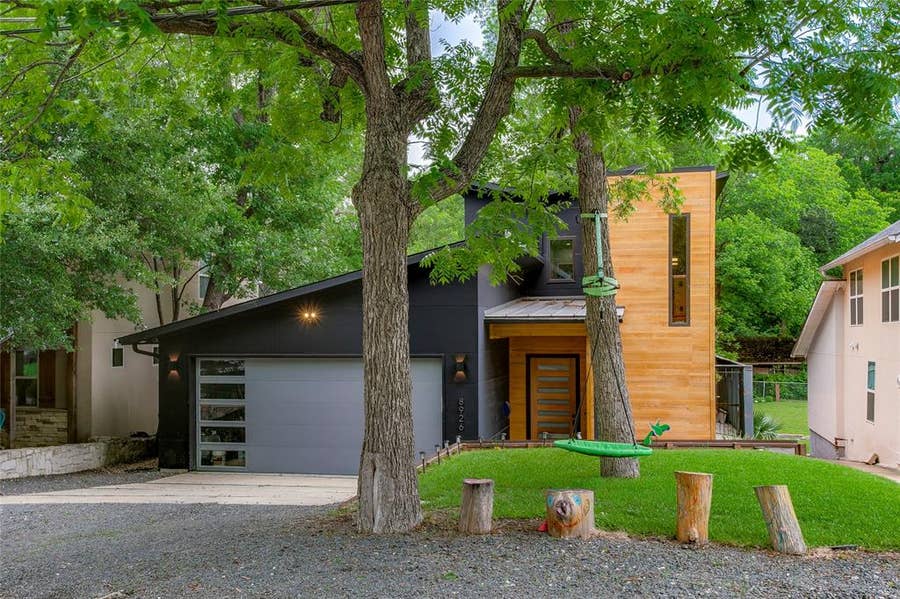 Property photo for 8926 Groveland Drive, Dallas, TX