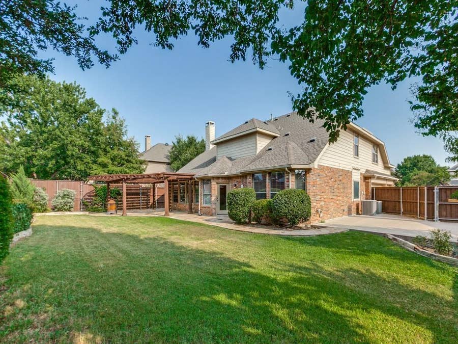 Property photo for 421 Shady Oaks Drive, Murphy, TX