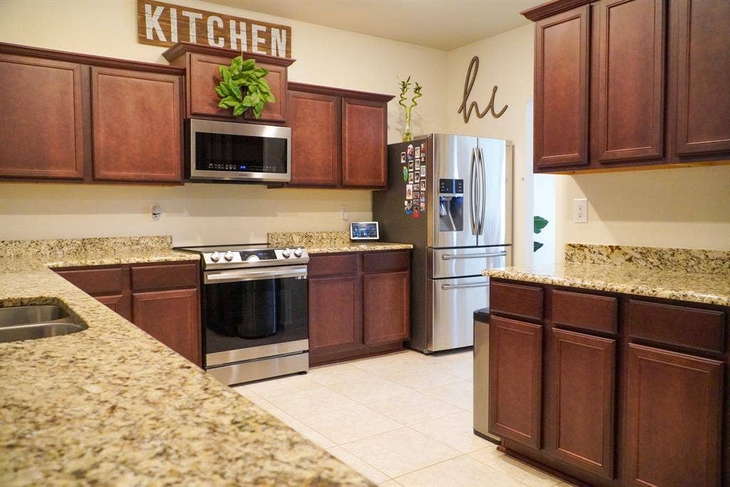 13624 Helix Bridge Way, Crowley, TX 76036 13624 Helix Bridge Way, Crowley, TX 76036