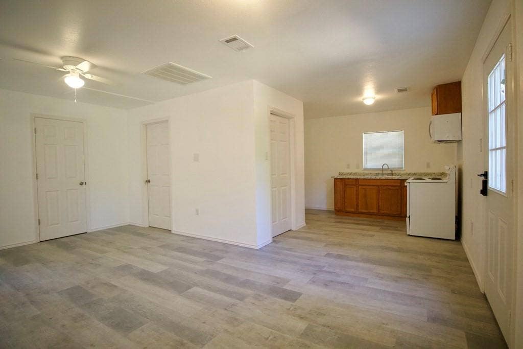 14192 Campfire Circle, Log Cabin, TX 75148 14192 Campfire Circle, Log Cabin, TX 75148