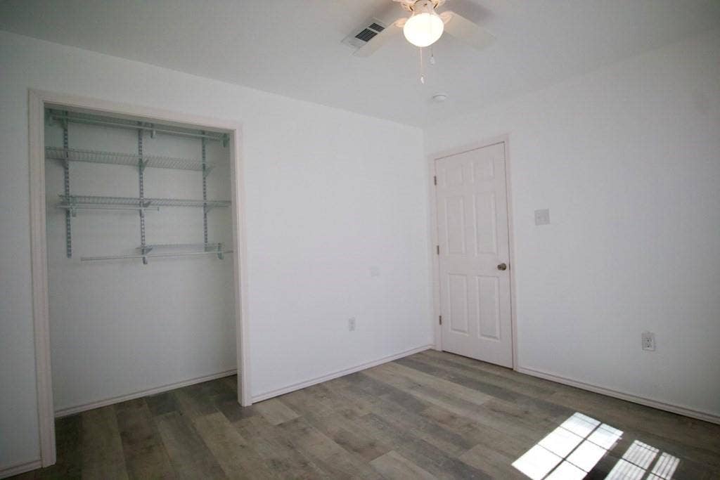 14192 Campfire Circle, Log Cabin, TX 75148 14192 Campfire Circle, Log Cabin, TX 75148