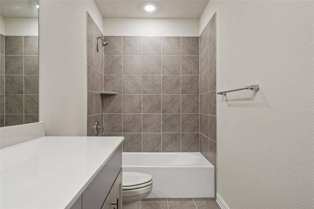 2669 Kings Canyon Mews, Corinth, TX 76210 2669 Kings Canyon Mews, Corinth, TX 76210